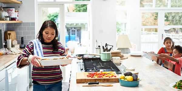 10 Eco-Friendly Kitchen Hacks: Reduce Waste While Cooking